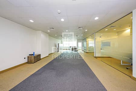 Office for Sale in Business Bay, Dubai - Spacious Office w/ Canal View | High ROI