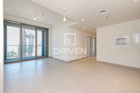 2 Bedroom Apartment for Sale in Downtown Dubai, Dubai - Ready to move in | High Floor | Sea View