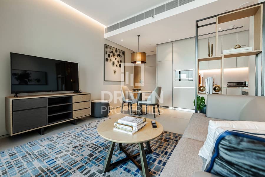 Fully Furnished | High floor | Exquisite
