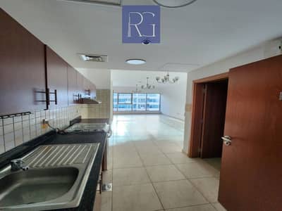 Spacious Studio I Pool View I High Floor