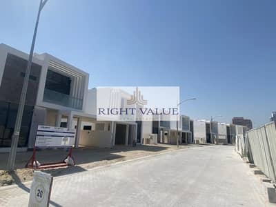 4 Bedroom Villa for Sale in DAMAC Hills, Dubai - Belair5. jpg