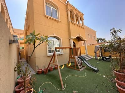 فیلا 5 غرف نوم للبيع في المويهات، عجمان - IMG-20231005-WA0016. jpg