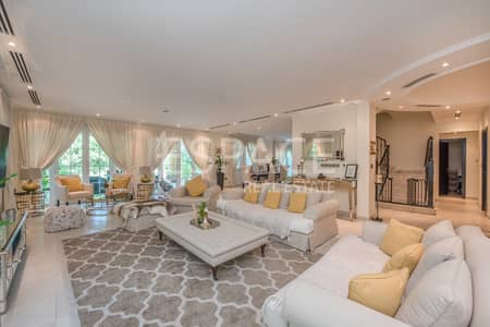 Hottest 5 BR in Best Location| Huge Plot Hottest 5 BR in Best Location| Huge Plot