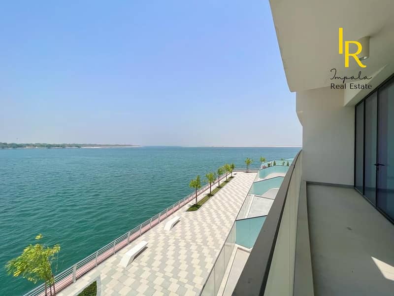 LUXURIOUS l NEW TOWN HOUSE l FULL SEA  VIEW