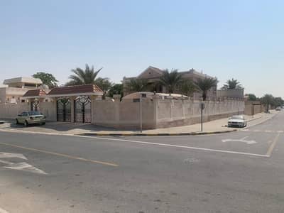 5 master bedroom very prime location villa for rent in al durari sharjah