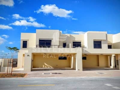 4 Bedroom Townhouse for Rent in Town Square, Dubai - 4Bedroom Townhouse| For Rent | End unit |Brand New