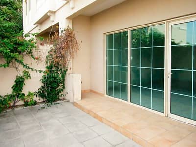 Incredible 5 bedrooms with community view by NLRE Incredible 5 bedrooms with community view by NLRE