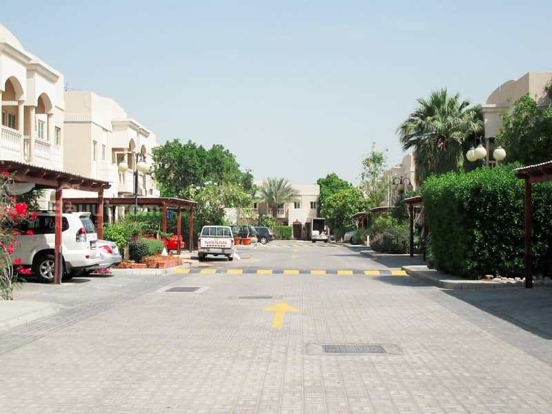 Very spacious Five Bedroom Villa in a compound with facilities by NLRE Very spacious Five Bedroom Villa in a compound with facilities by NLRE
