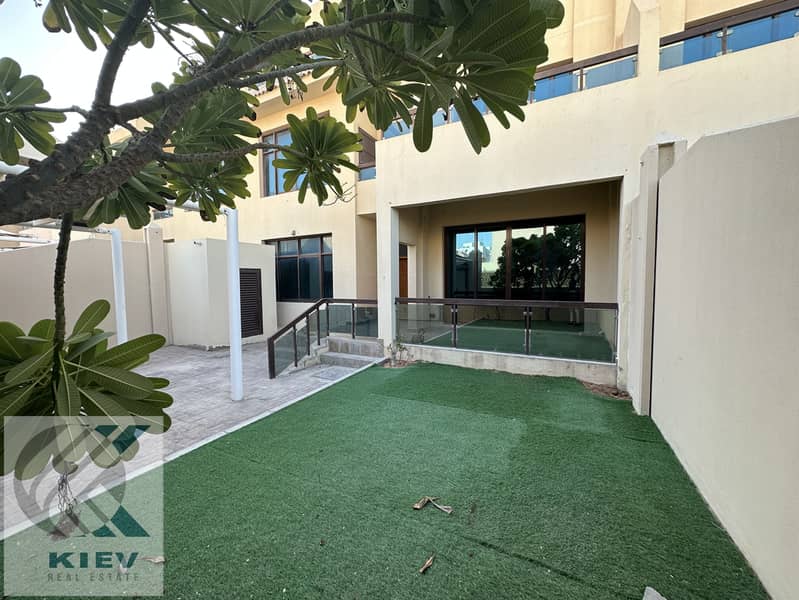 Super deluxe modern villa with private entrance and yard Super deluxe modern villa with private entrance and yard