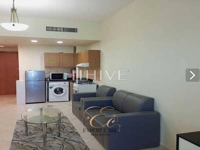 FULLY FURNISHED | GOOD ROI | LAKE VIEW!