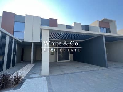 3 Bedroom Townhouse for Rent in Dubailand, Dubai - Single Row | Brand New | Great Landlord