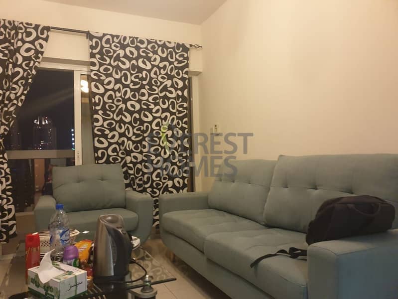 A WELL-FURNISHED UPGRADED 2BR APT WITH FULL DUBAI MARINA VIEWS.