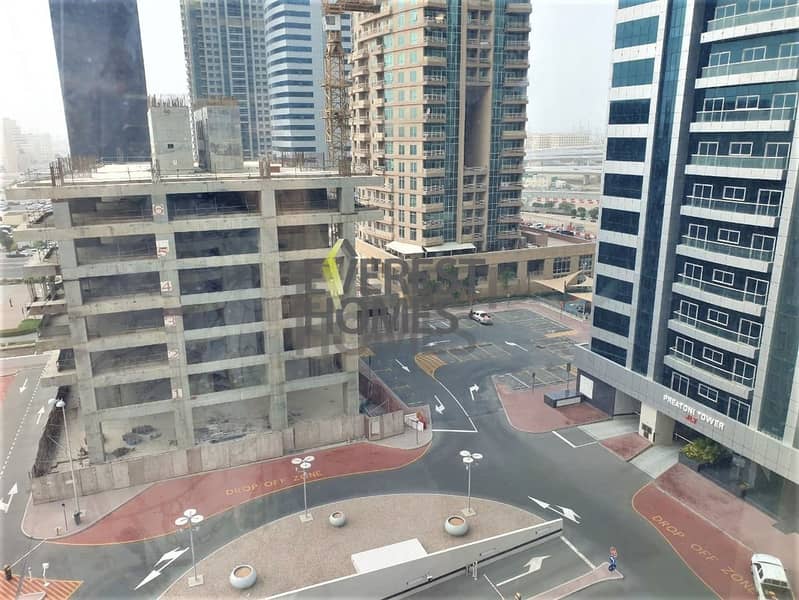 21 A WELL-MAINTAINED STUDIO APT IN PRIME LOCATION JLT I NEAR TO DMCC METRO STATION