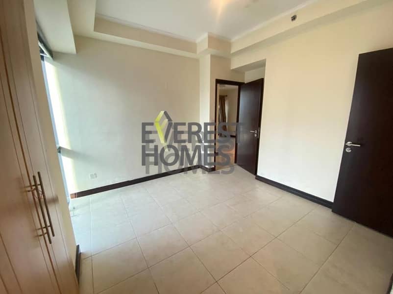 2 Bedrooms Unfurnished Lake View In GCV1