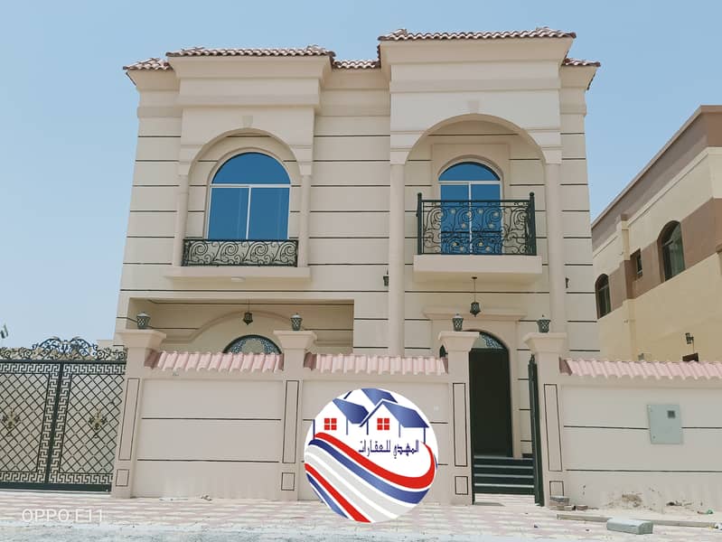 New villa for sale close to a neighbor with a very large area, excellent price and super deluxe finishing, freehold for all nationalities.