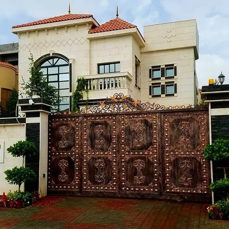 Used stone villa with electricity, water and air conditioners finishing Super Deluxe Personal villa at an excellent price
