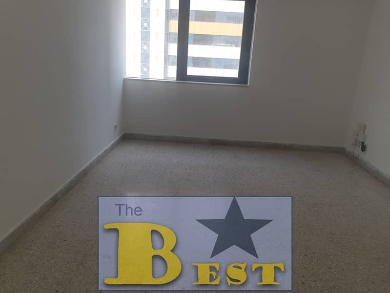 1 BEDROOM APARTMENT CENTRAL AC, TWO WASH ROOM + BALCONY  /  ON HAMDAN STREET FOR RENT 38000/=