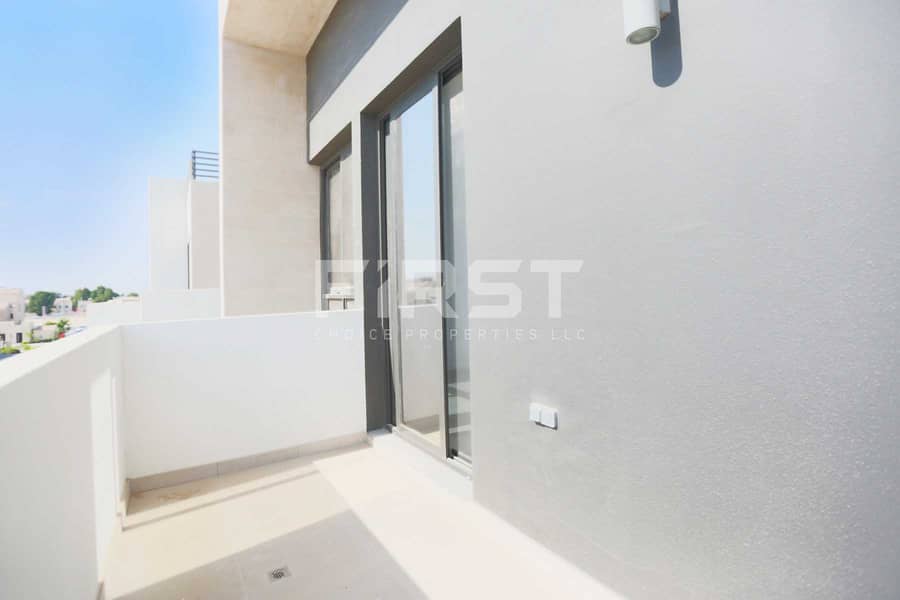 11 Internal Photo of 5 Bedroom Villa in Faya at Bloom Gardens Al Salam Street Abu Dhabi UAE (34). jpg