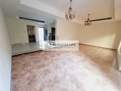 4 Bedroom Private Entrance villa Available 125,000 AED