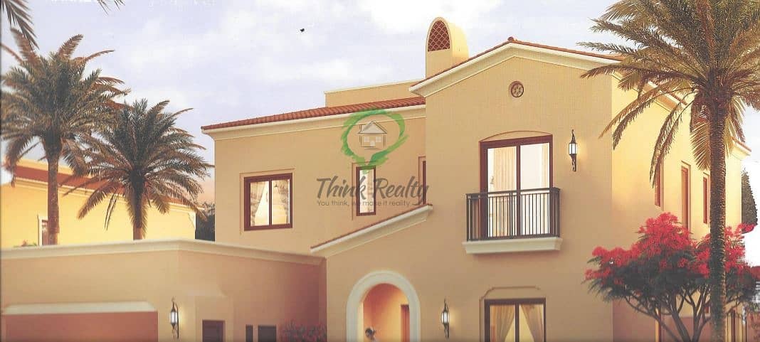 2 5 BR villa plus Maid & additional living area in La Quinta