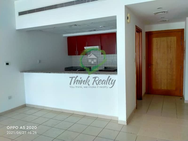 3 1 BR Chiller Free for Rent in Greens View Samar 2 Road Facing