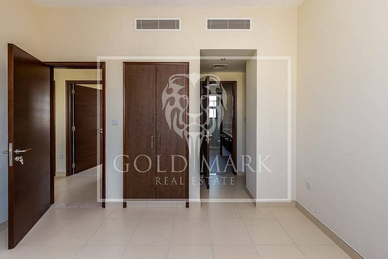 8 Type 3M | Close to the pool and park | Tenanted
