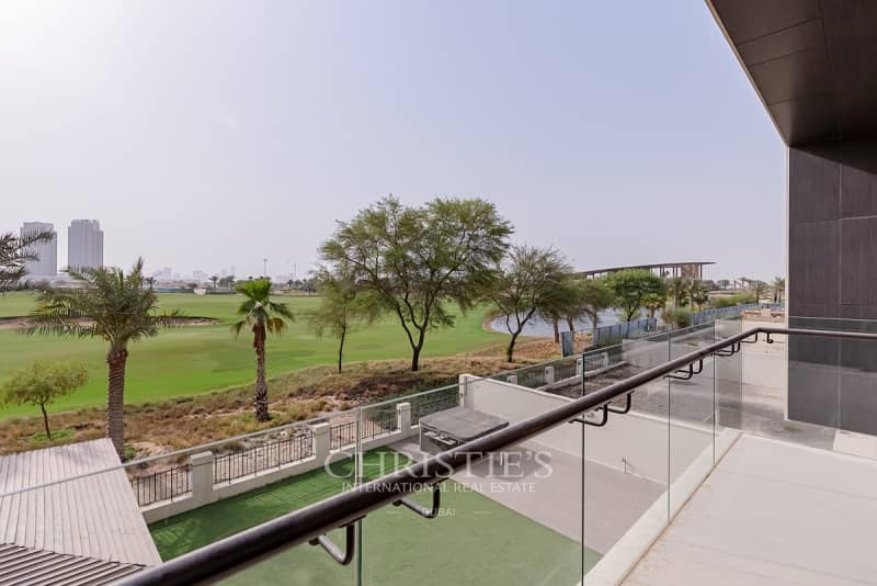 Golf and Lake View | Vacant Villa