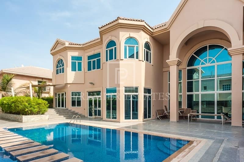 15 Very Huge and Luxurious Villa with Elevator