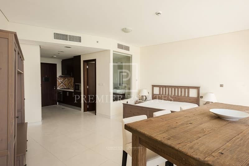 3 Spacious apt directly on the beach | Fully furnished