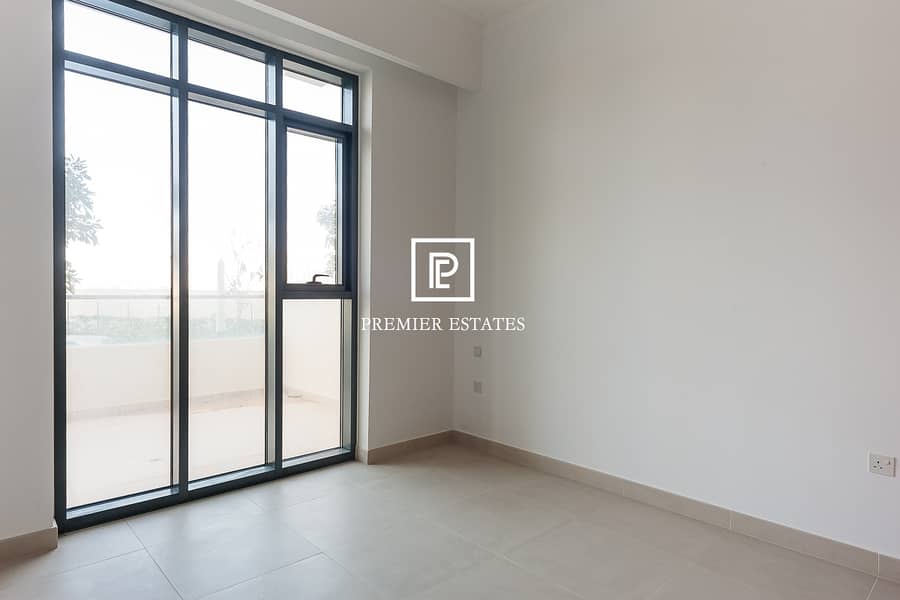 4 Showpiece Apartment with Green Lush views | 3 Bed