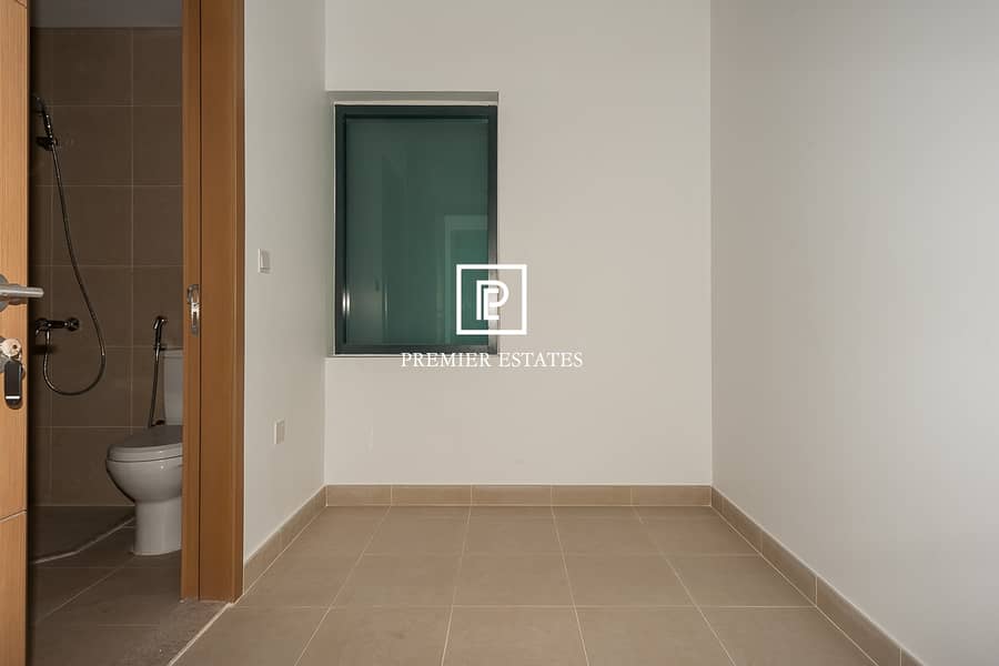 11 Showpiece Apartment with Green Lush views | 3 Bed