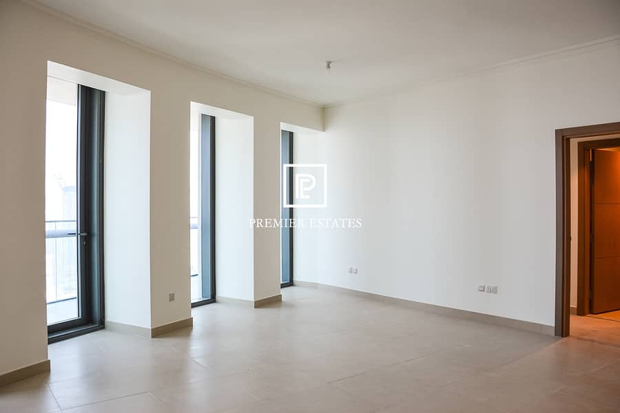 3 DIFC and Sea View| Maids room| Higher Floor