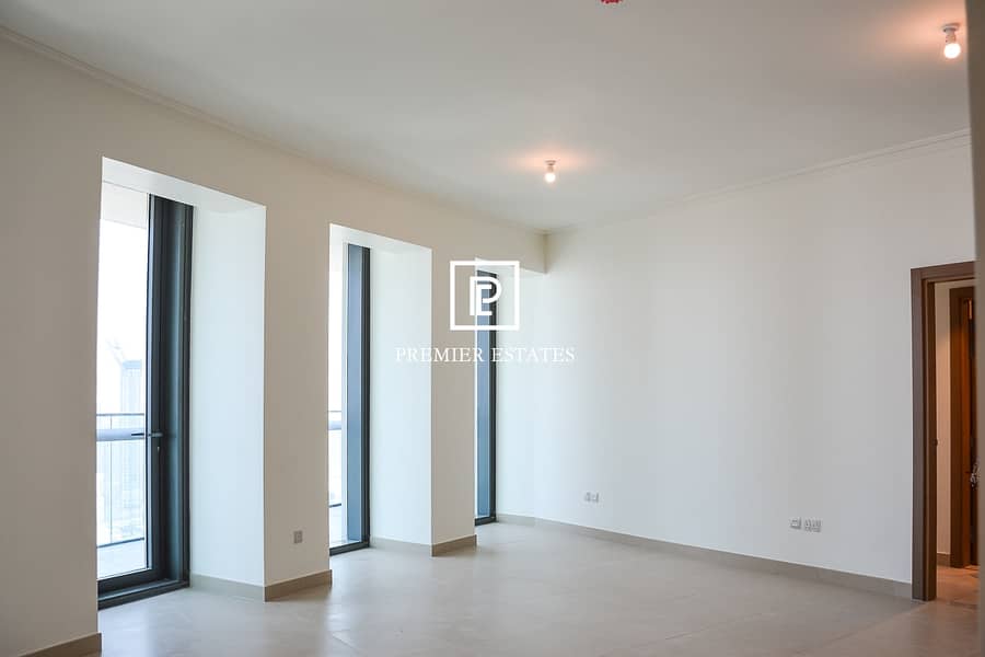 4 DIFC and Sea View| Maids room| Higher Floor