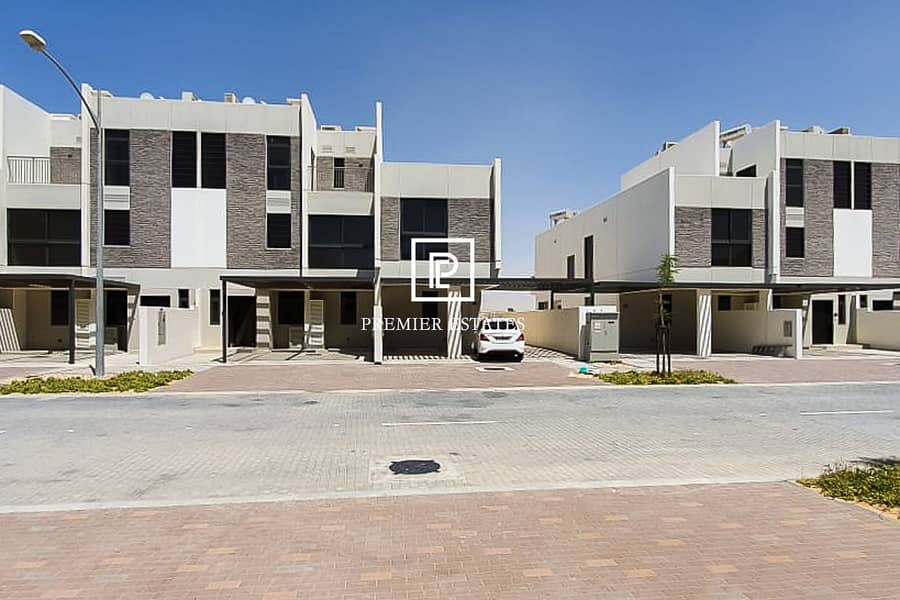 Brand New Townhouse offering spacious accommodation