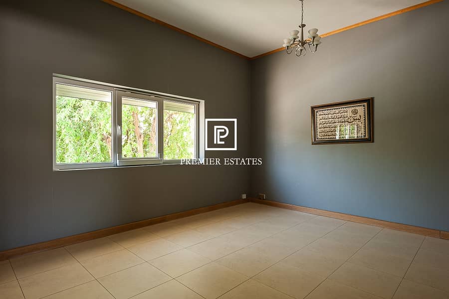 9 Negotiable! Cozy 4 Bedroom Villa with fully fitted Kitchen