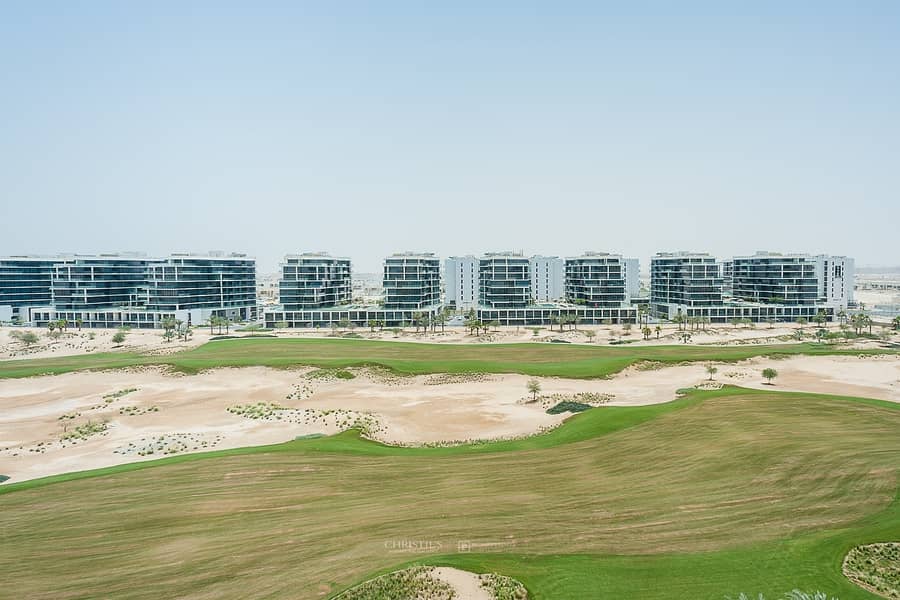 10 Golf View Spacious Apartment|Investor Deal | 1 Bed