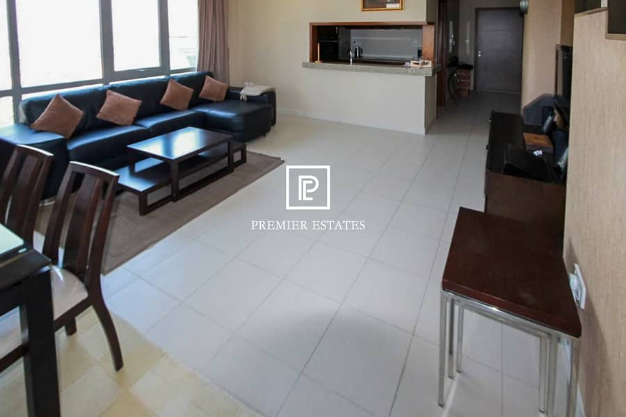 4 Luxurious Well Appointed 1BR | Furnished Apartment