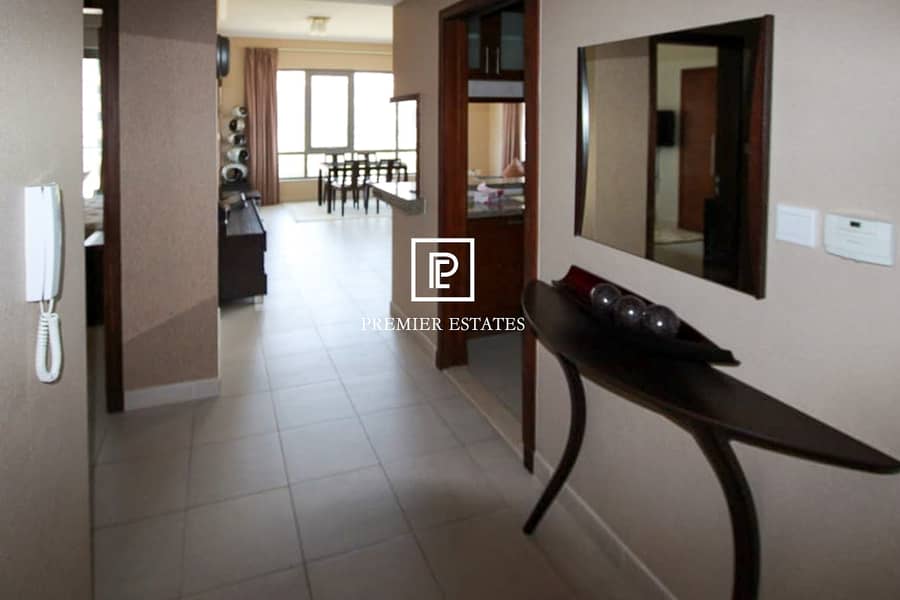 8 Luxurious Well Appointed 1BR | Furnished Apartment