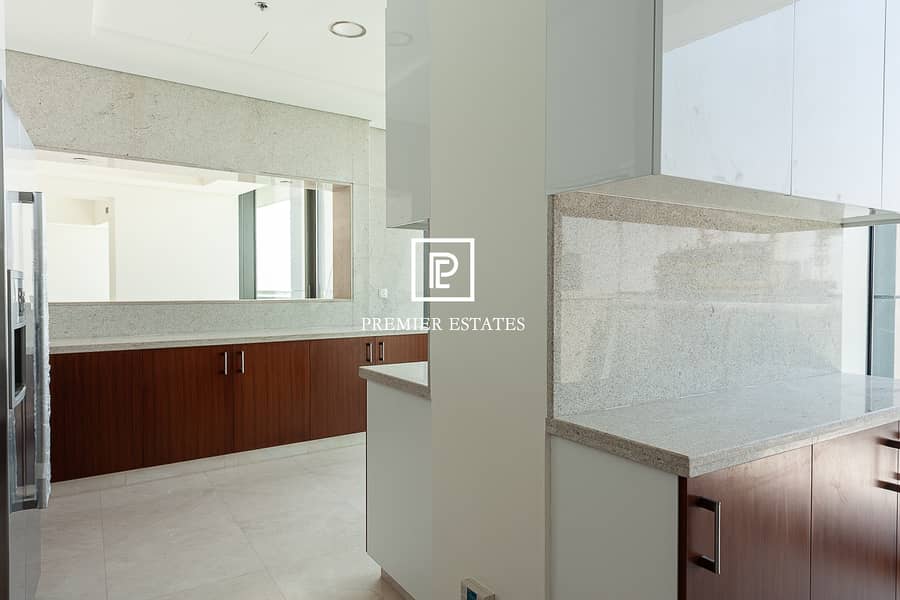 9 Vacant 4BR Penthouse+Maids Full Burj & Fountain Views