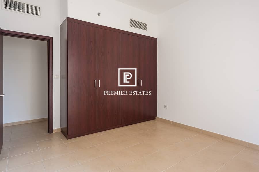 4 Spacious and bright 2 Bedroom Apartment in Amwaj