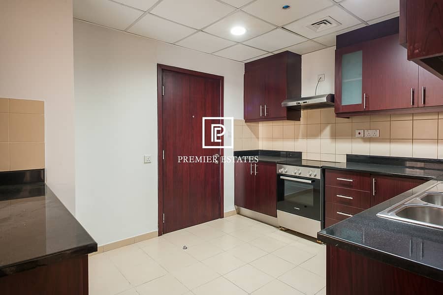 6 Spacious and bright 2 Bedroom Apartment in Amwaj