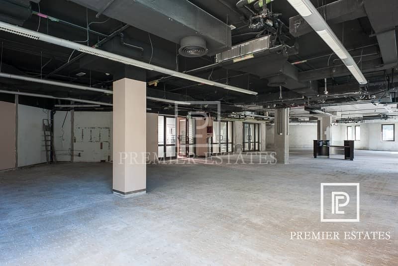 6 Huge Office in Old Town with Lake views|7 parkings