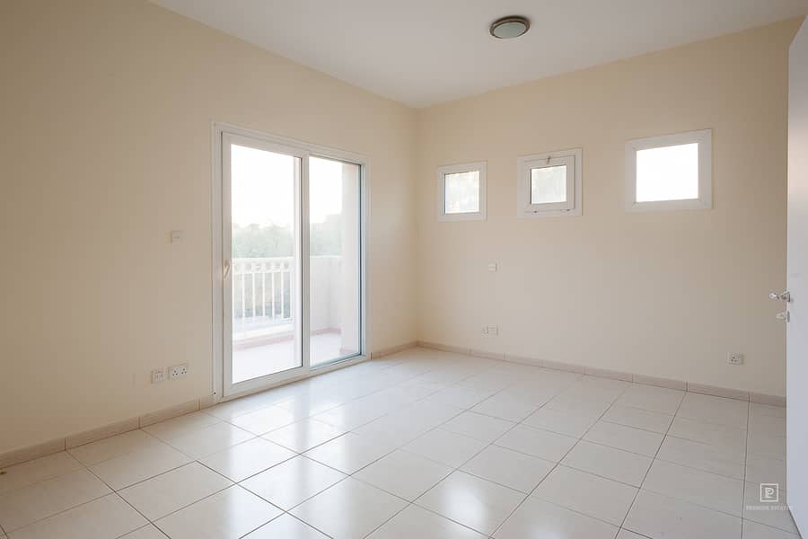 3 Upgraded 3E Corner Unit With Private Pool | 3 Bed