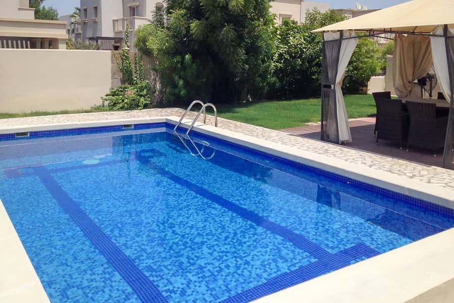7 Upgraded 3E Corner Unit With Private Pool | 3 Bed