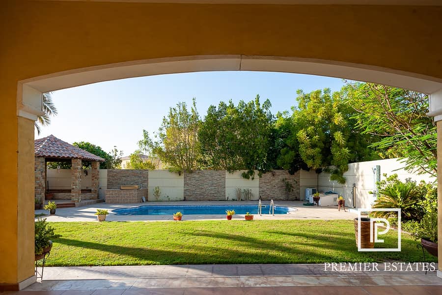 14 Big Plot|District 4|Landscaped with Pool|Legacy Large