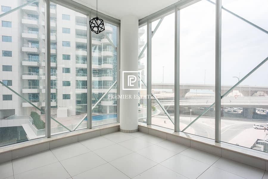 12 Spacious 1BR with Marina view-Full glass walls