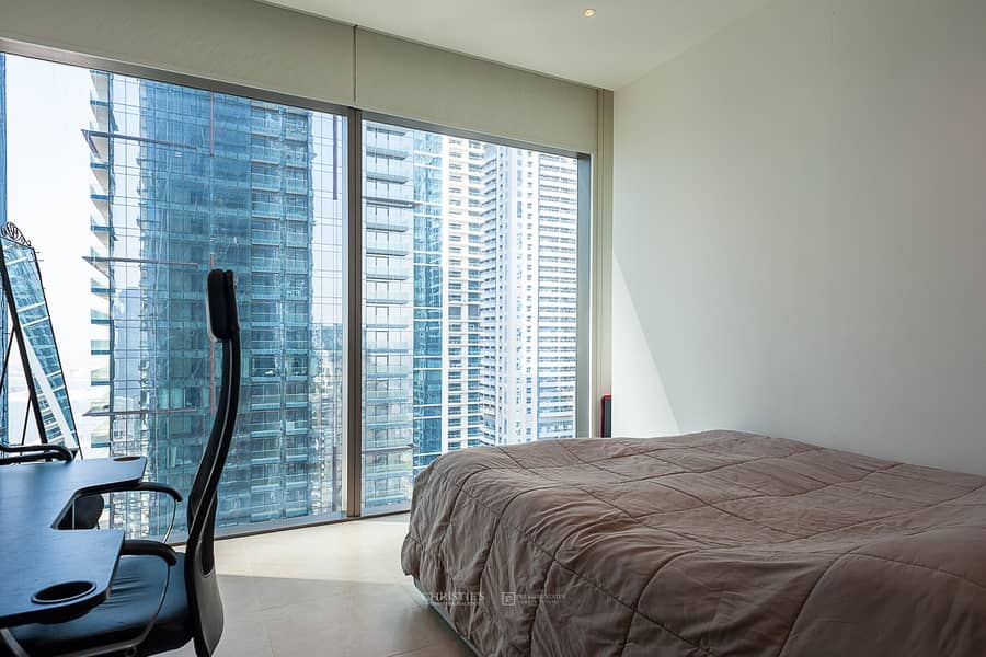 6 High floor 3 bedroom apt  | Fantastic Marina Views