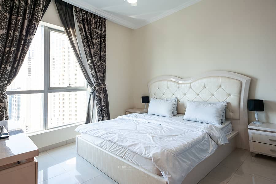 3 Tastefully furnished 3 bedroom apt with Marina view