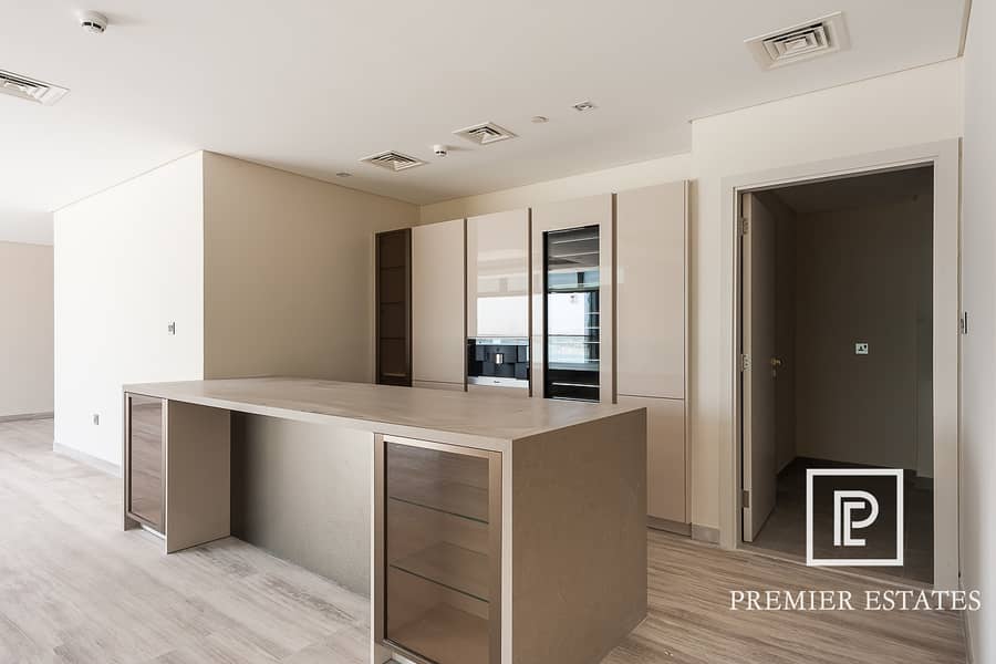6 EXCLUSIVE PENTHOUSE |FULL SKYLINE VIEW|3 BR + MAID