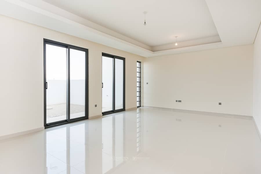2 Park View Ready by Dec | Price Negotiable 4 Bed